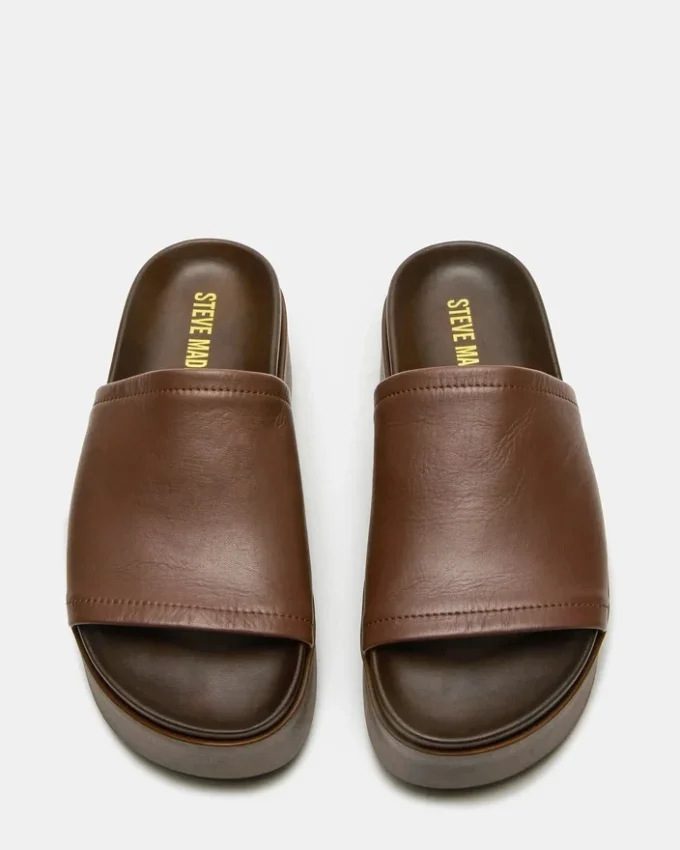 Arwen en cuir marron