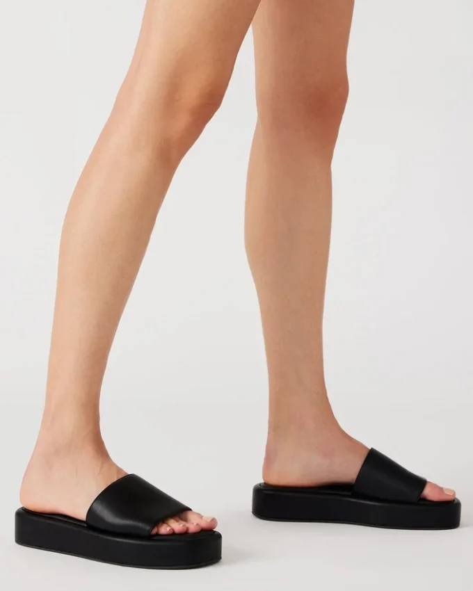 Beachy Woven Rouge Multicolore