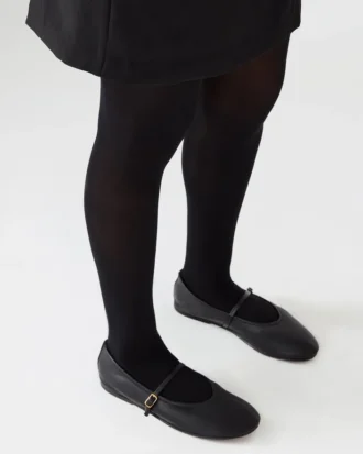 Besette en cuir noir