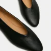 Cuir noir chic