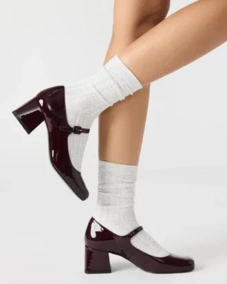 Darcey en vernis bordeaux