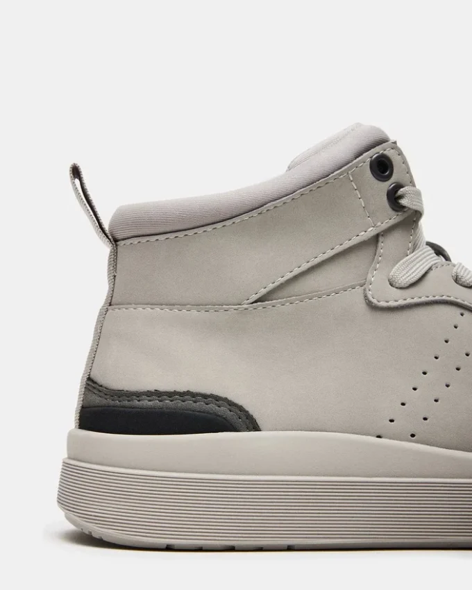 Derick Gris clair Derick Gris clair