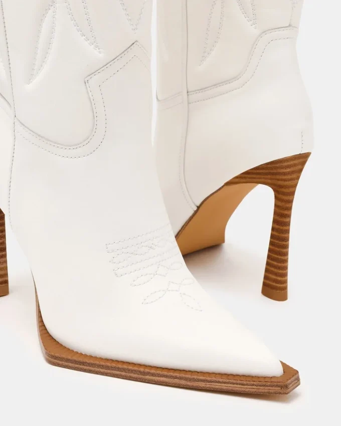 Kinzee en cuir blanc