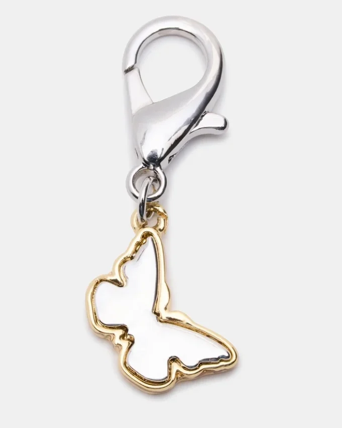 Lacets et breloques bleus