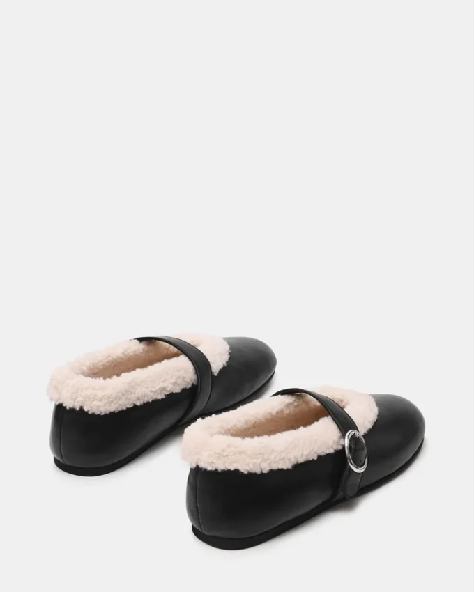 Lodge en cuir noir Lodge en cuir noir