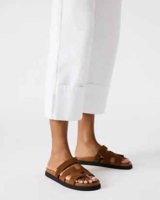 Mayven en daim camel