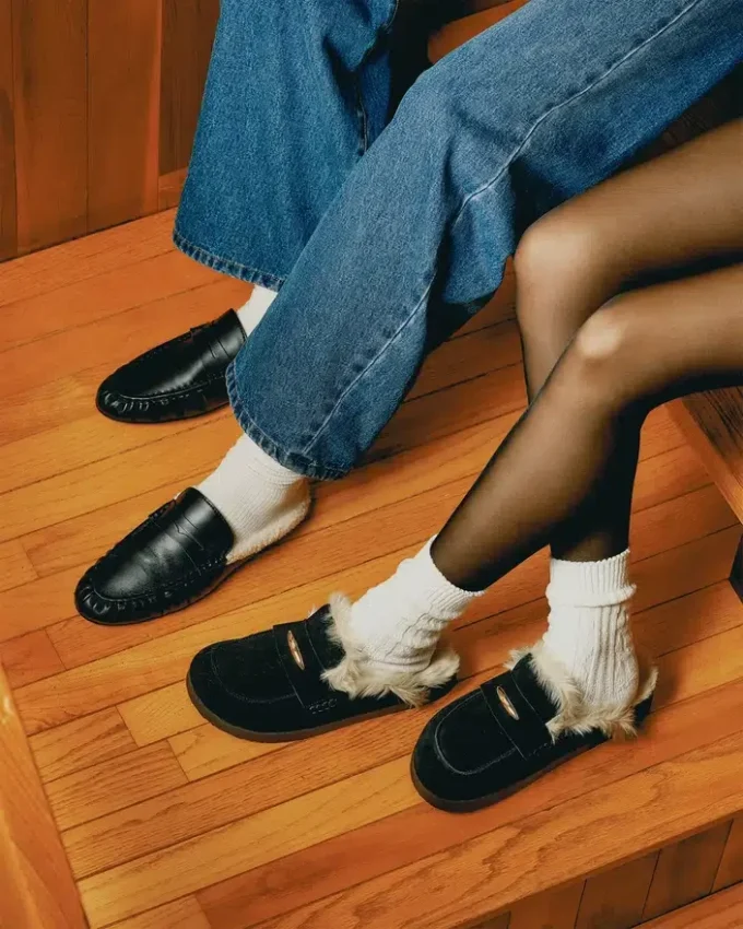 Rafe en cuir noir et fausse fourrure