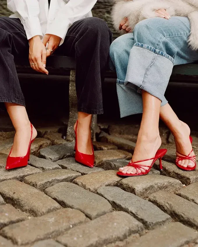 Edna en cuir rouge Edna en cuir rouge