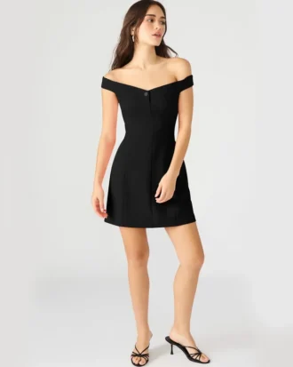 Robe Yana noire