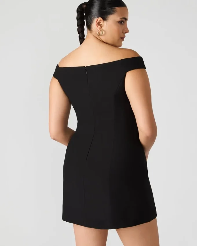 Robe Yana noire Robe Yana noire
